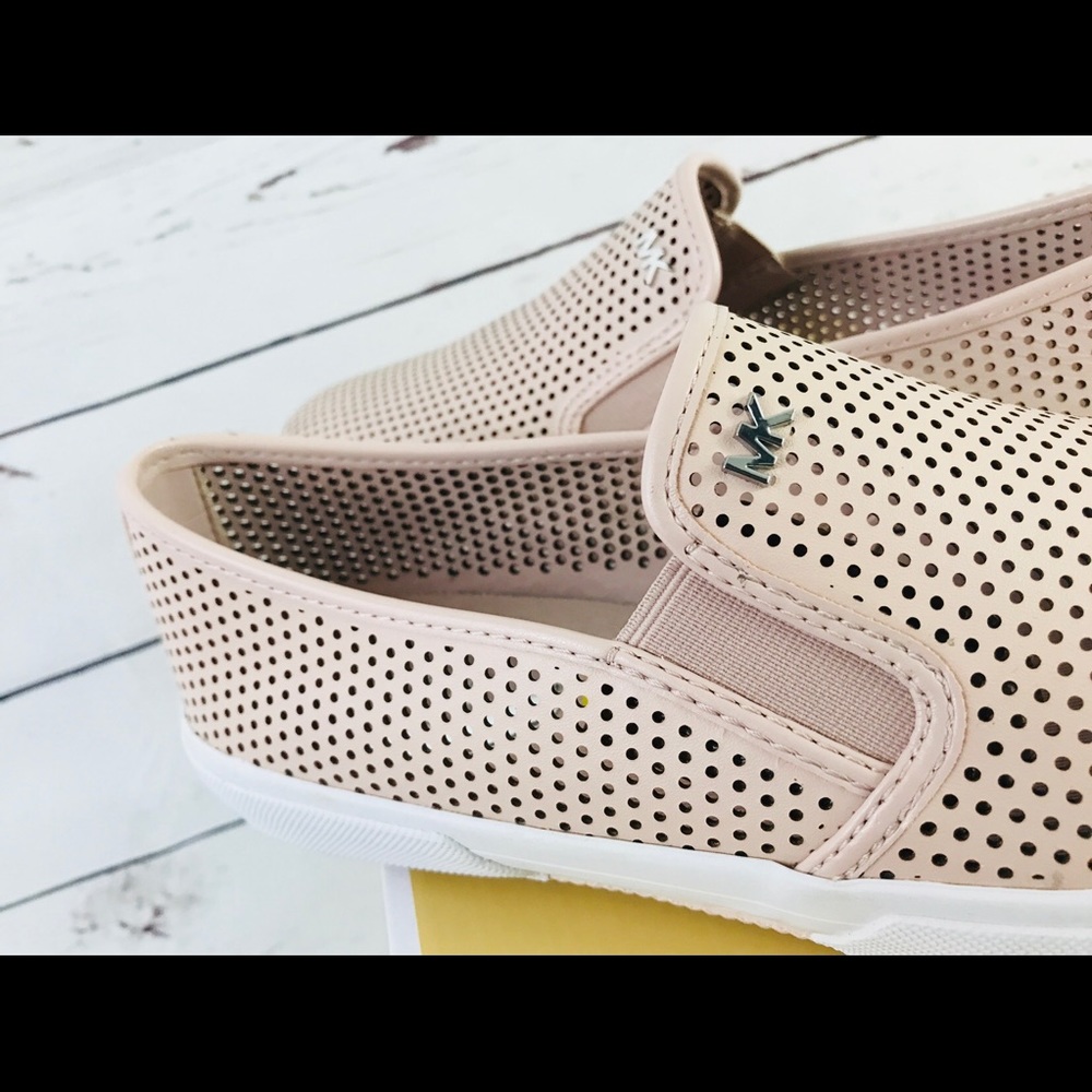 MICHAEL KORS Boerum Double Fore Lasered Leather MK - Picture 2 of 8